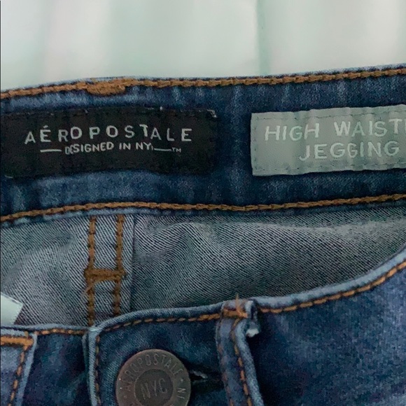 Jeans - Picture 2 of 3